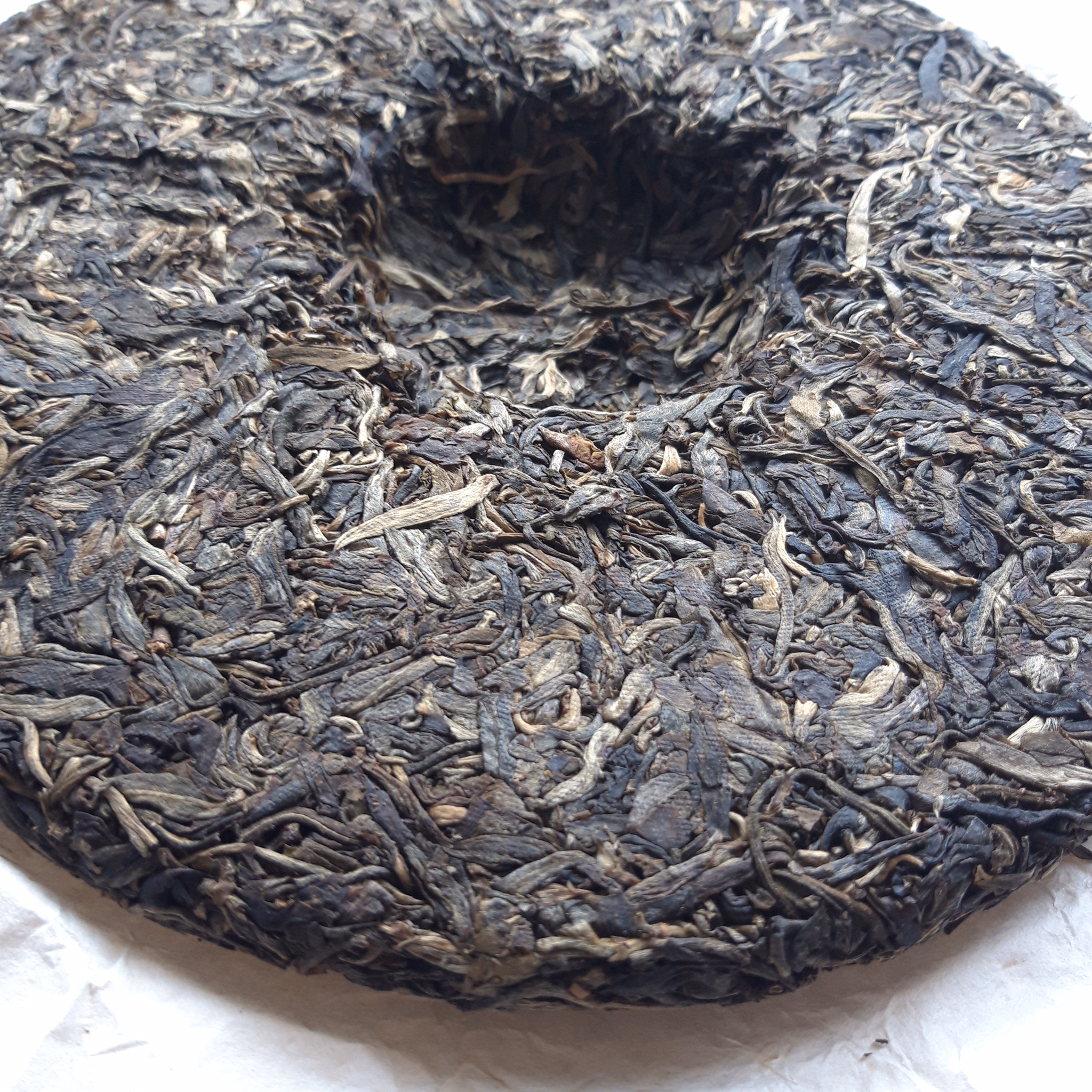 He Kai Shan Sheng Pu-erh 2014