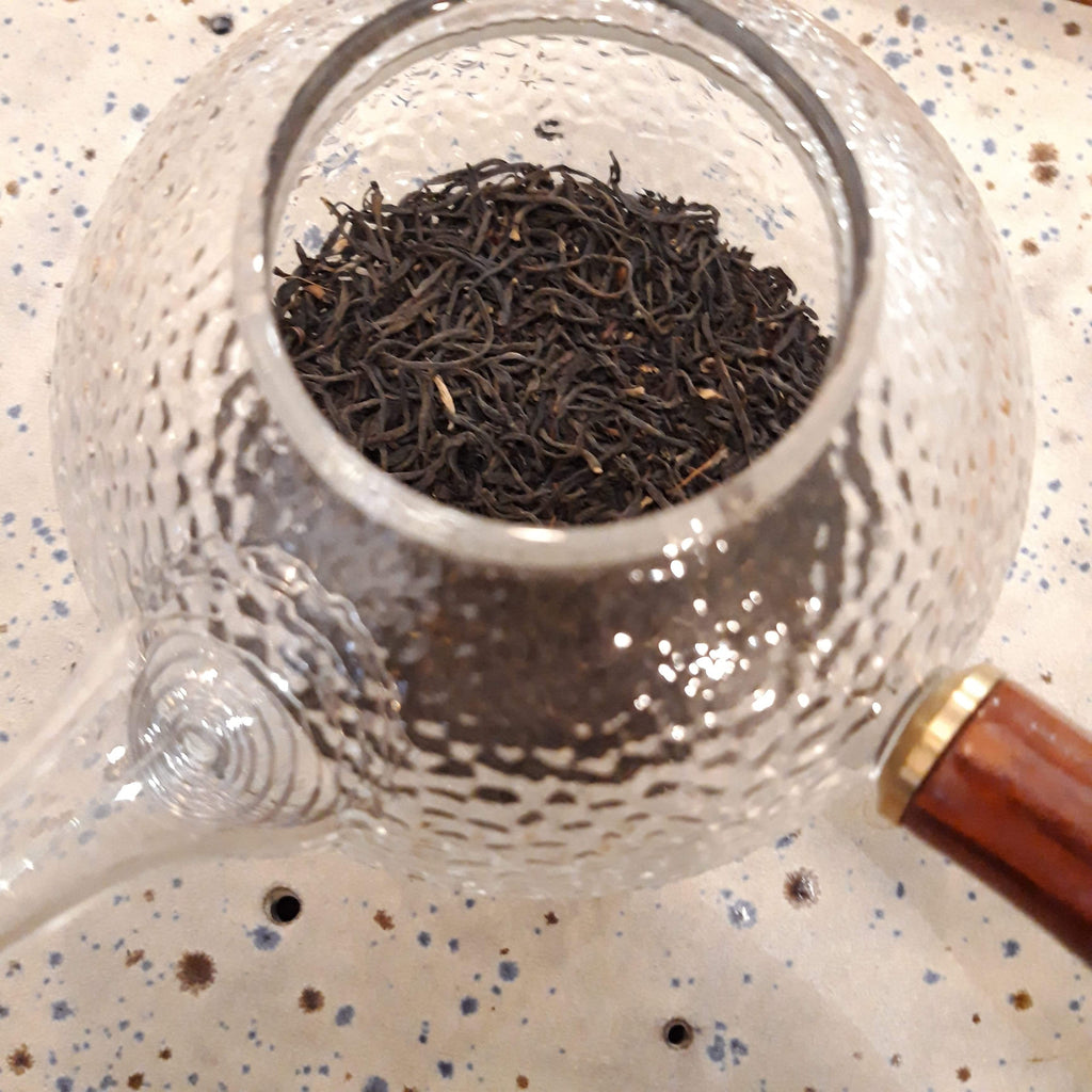 Théiere en verre martelée avec anse en bois | 250ml
