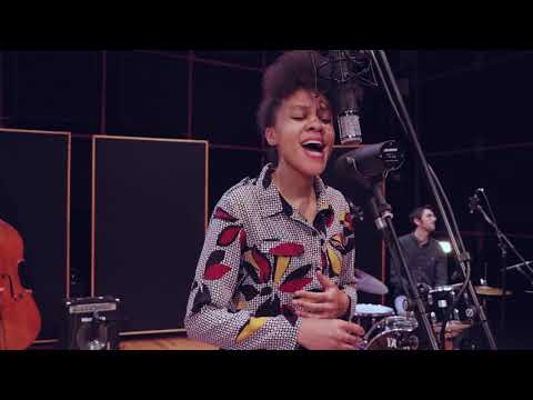 Grecofuturisme : artéfact x Monika Kabasele